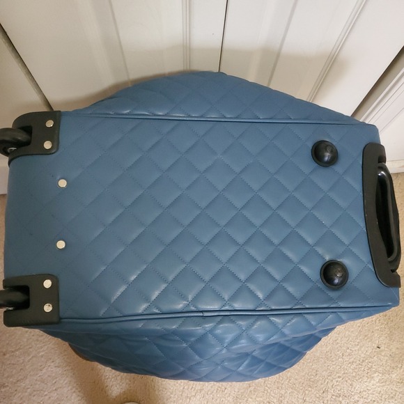 Samantha Brown Wheeled Nylon quilted Weekender - Blue - Picture 8 of 9